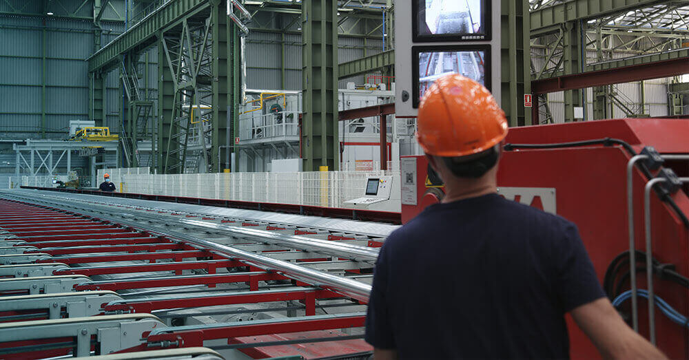 Solutions globales et qualité supérieure : IES, fabricant expérimenté de profilés aluminium en Espagne.